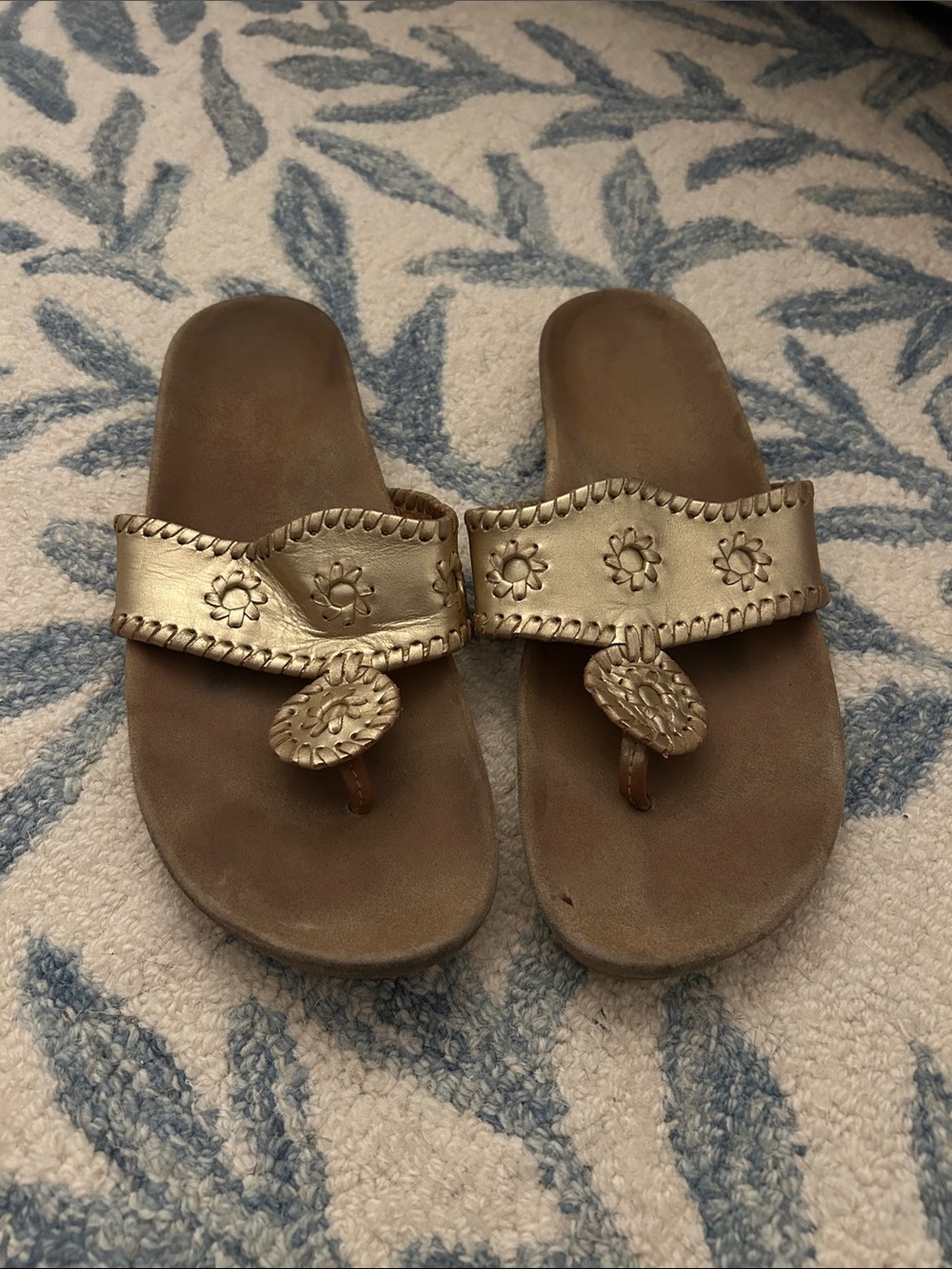 Jack Rogers Gold Leather Toe-Post Sandals with Floral Medallions Size 9